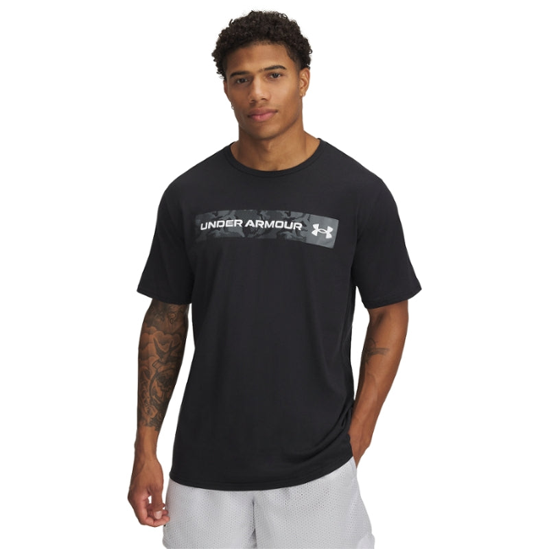 UA Camo Chest Stripe T-Shirt - col. 0002